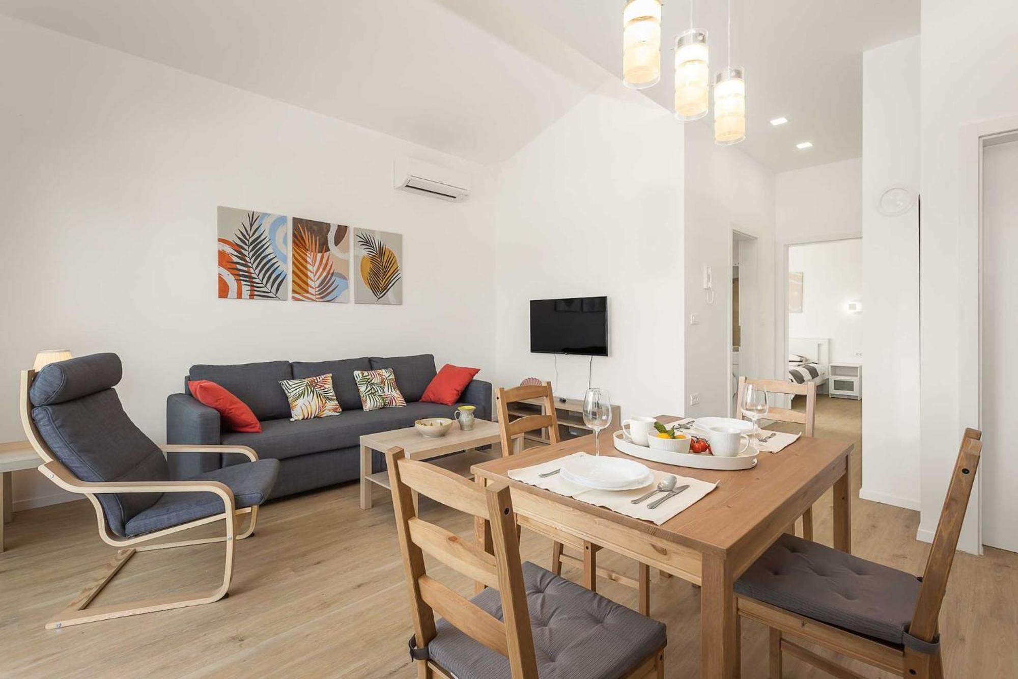 Lana Luxe Apartment พูลา ภายนอก รูปภาพ