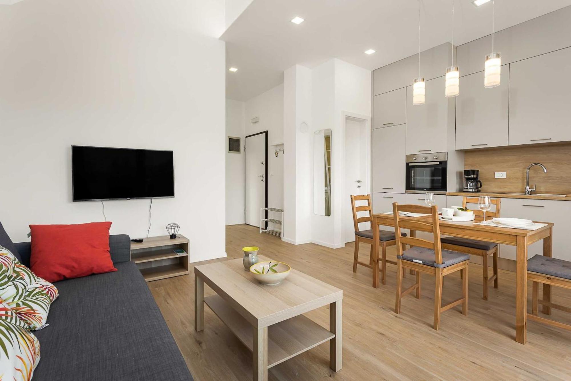 Lana Luxe Apartment พูลา ภายนอก รูปภาพ