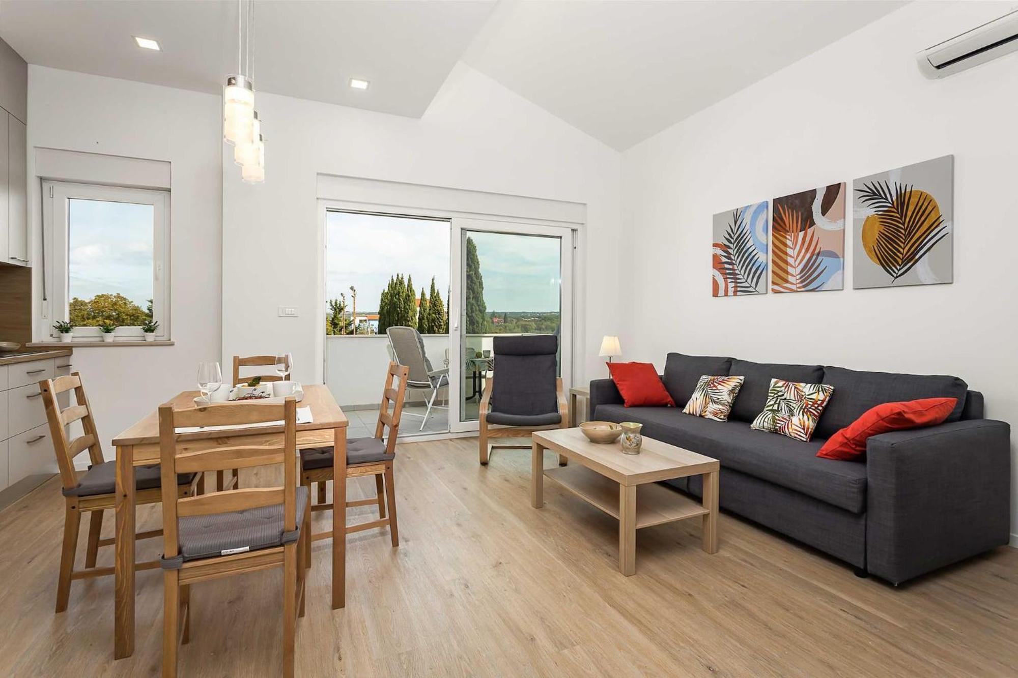 Lana Luxe Apartment พูลา ภายนอก รูปภาพ